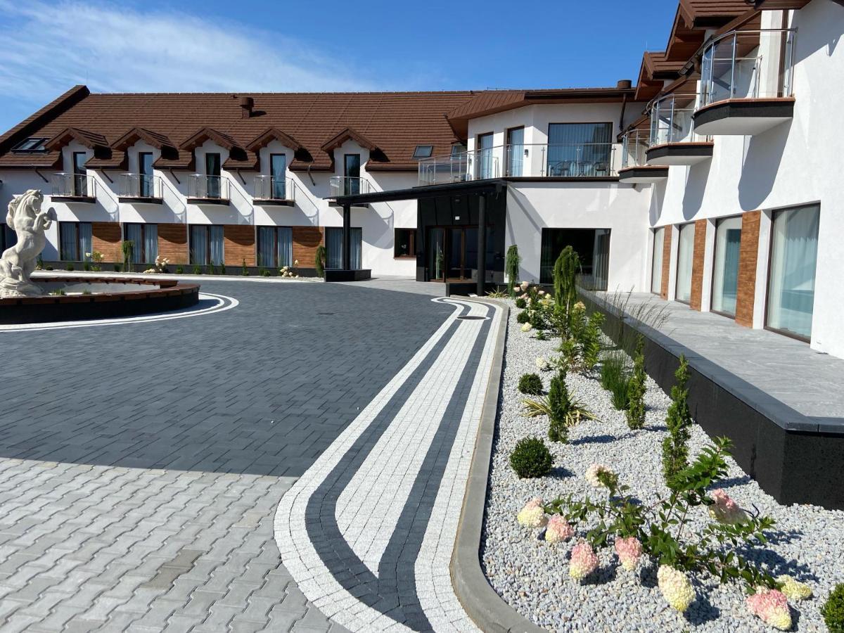 Hotel Sebory Przasnysz Eksteriør billede